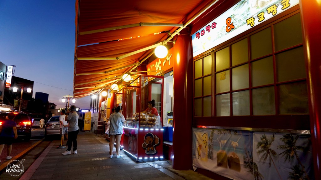 Chinatown After Dark!